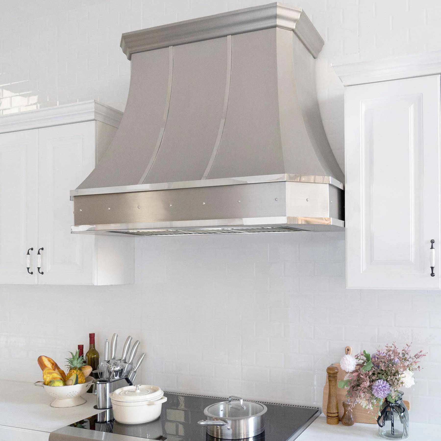 Fobest Custom Curved Stainless Steel Kitchen Hood with Cornered Crown FSS-111-Stainless Steel Range Hood-Fobest