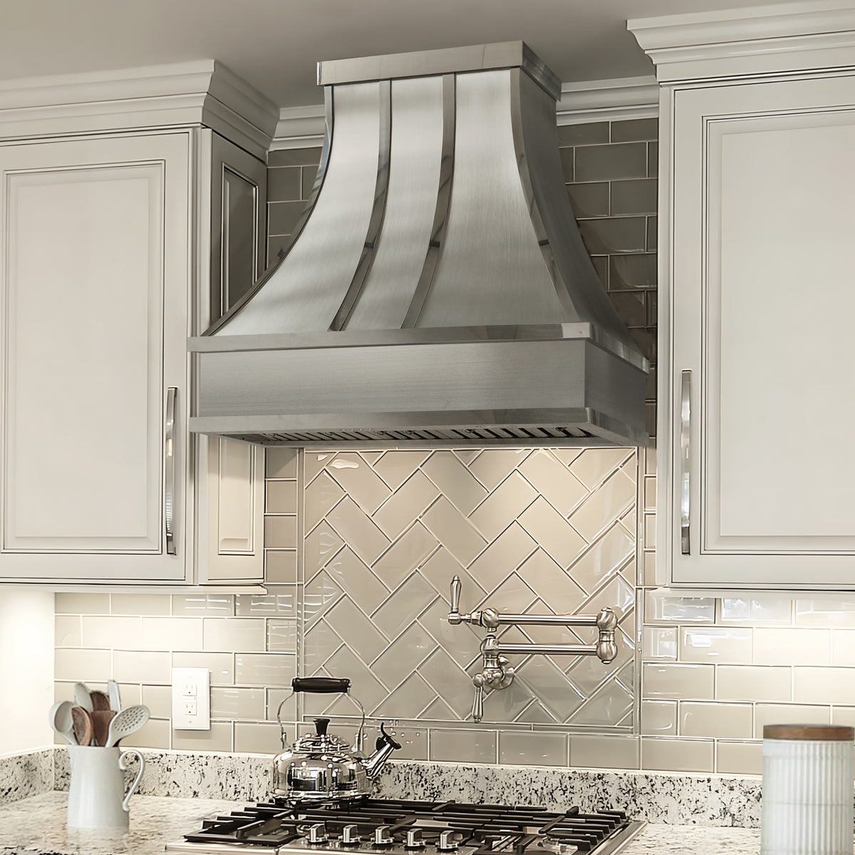 Fobest Custom Curved Modern Range Hood with Polished Stainless Steel Straps FSS-649