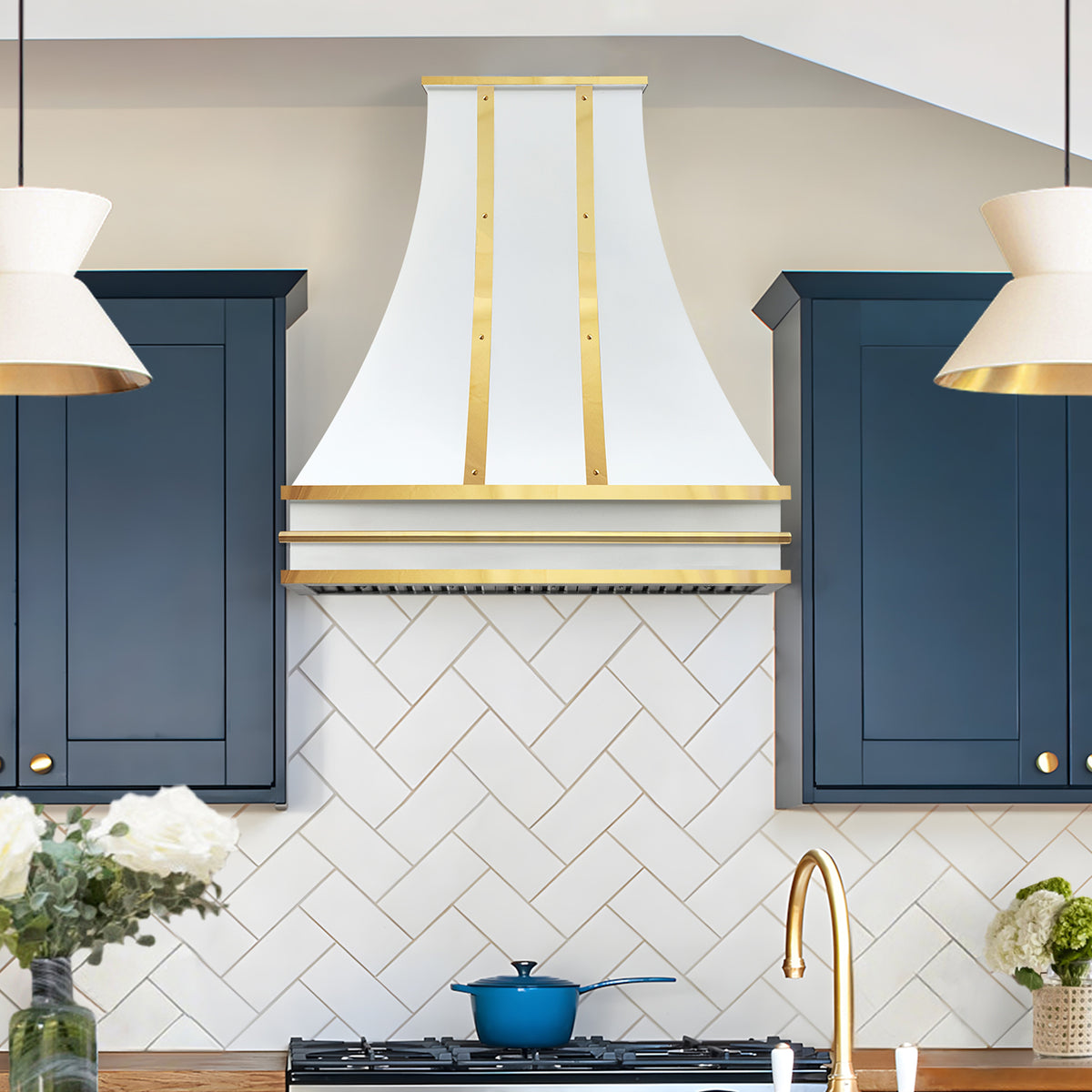 Fobest Custom Matte White Stainless Steel Range Hood with Polished Brass Decor FSS-622