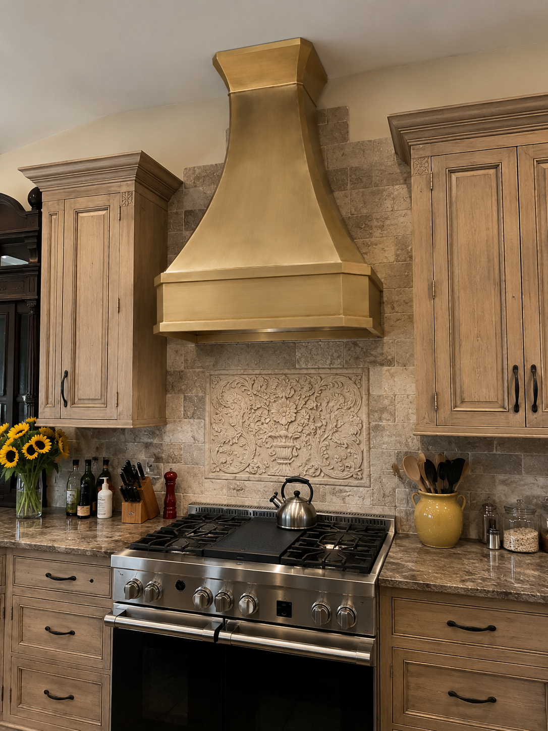 Fobest Modern Brass Range Hood with Flared Shape FSS-380
