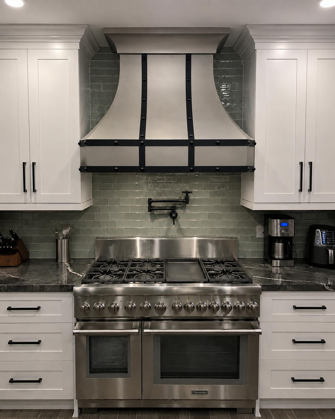 Fobest New York Stainless Steel Metal Range Hood with Matte Black Detailing FSS-514