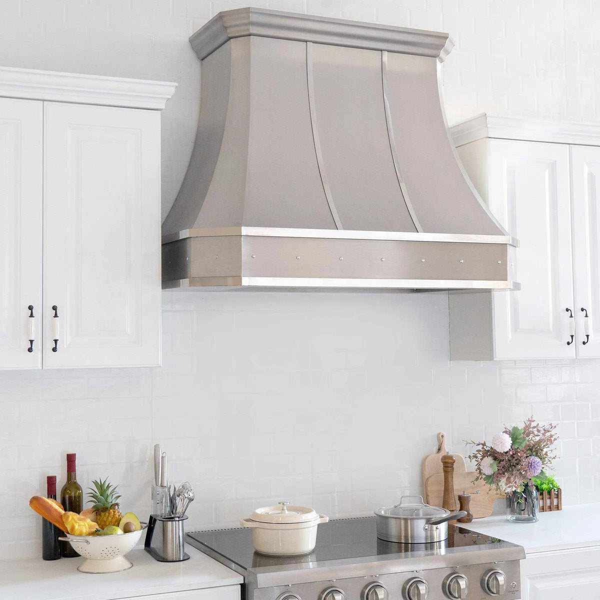 Fobest Custom Curved Stainless Steel Kitchen Hood with Cornered Crown FSS-111-Stainless Steel Range Hood-Fobest