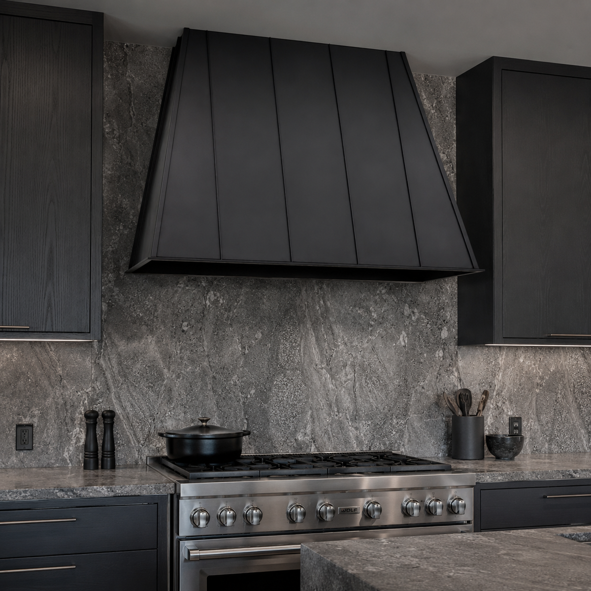 Fobest Black Stainless Range Hood with Standing-Seam – FSS-446