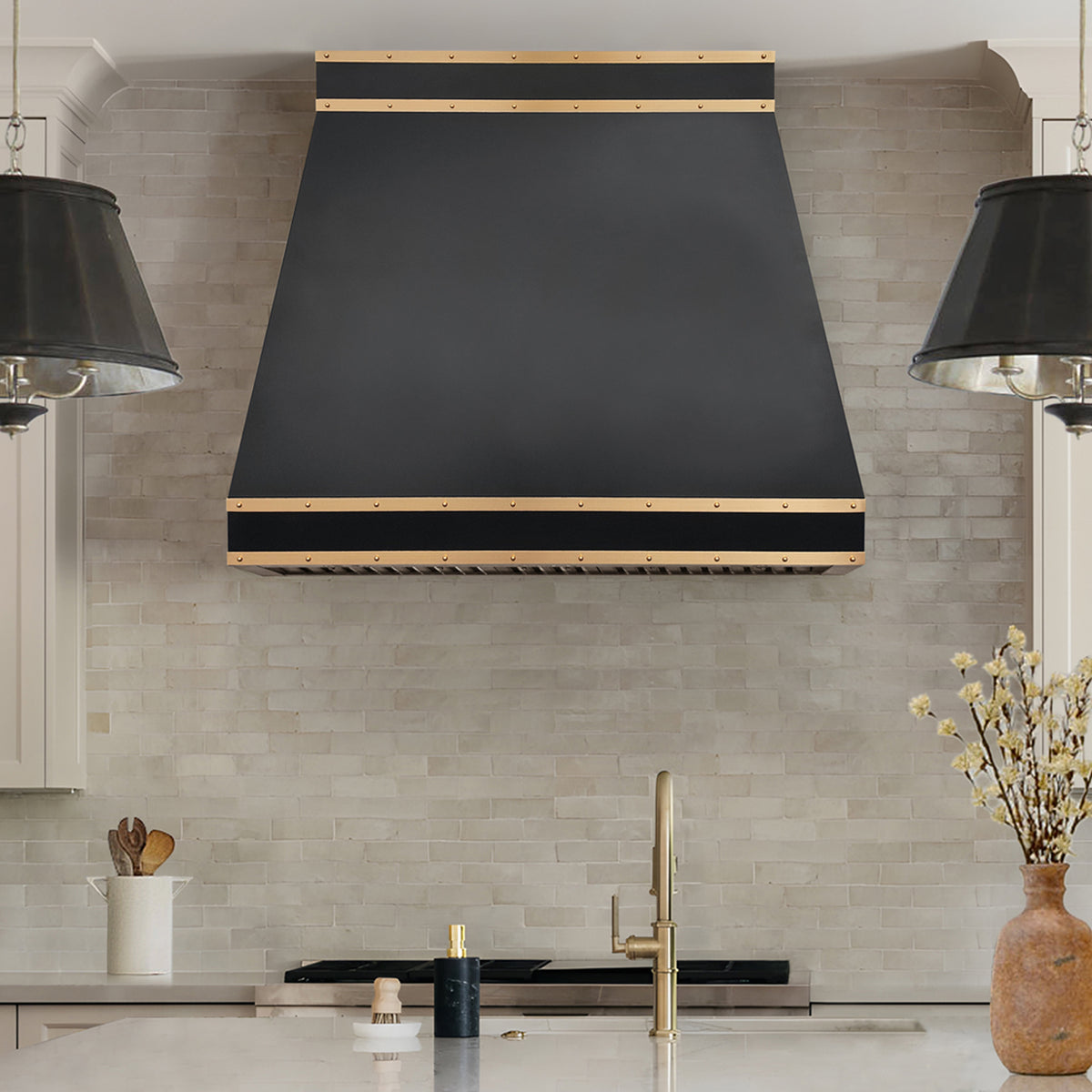 Fobest Black Stainless Steel Range Hood with horizontal straps FSS-11