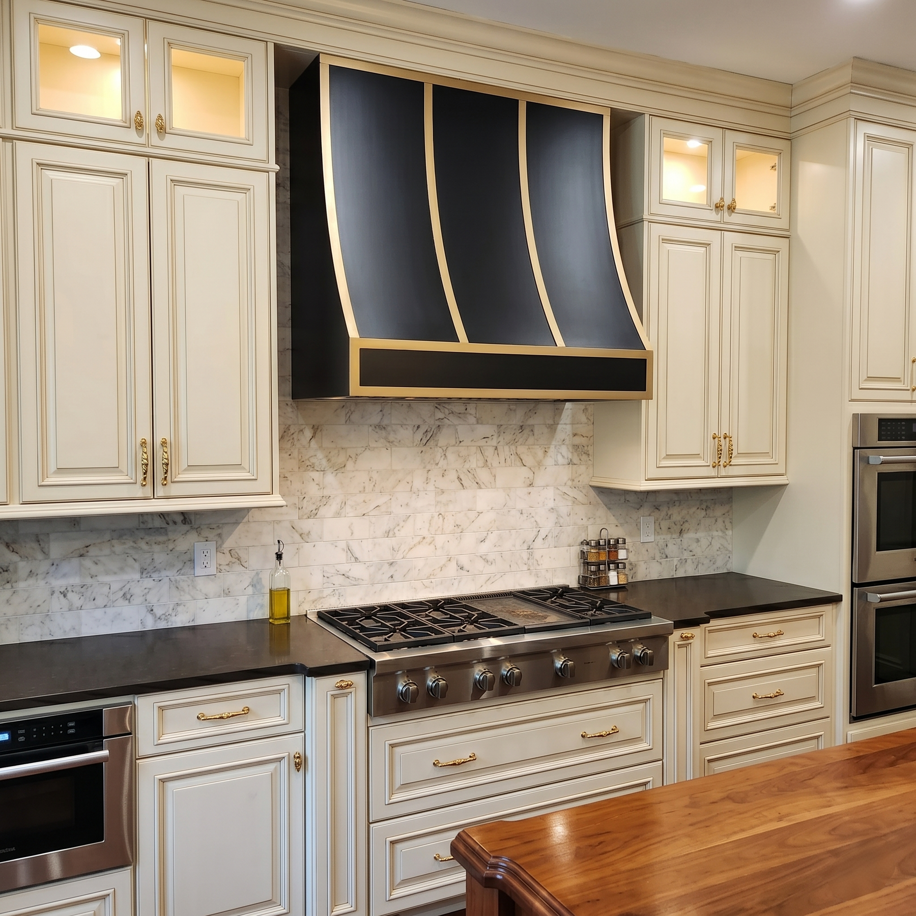 Fobest Custom Black Stainless Steel Sloped Range Hood FSS-596