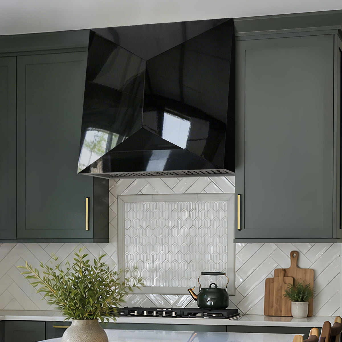 Fobest Custom Geometric Range Hood in Glossy Black FSS-664
