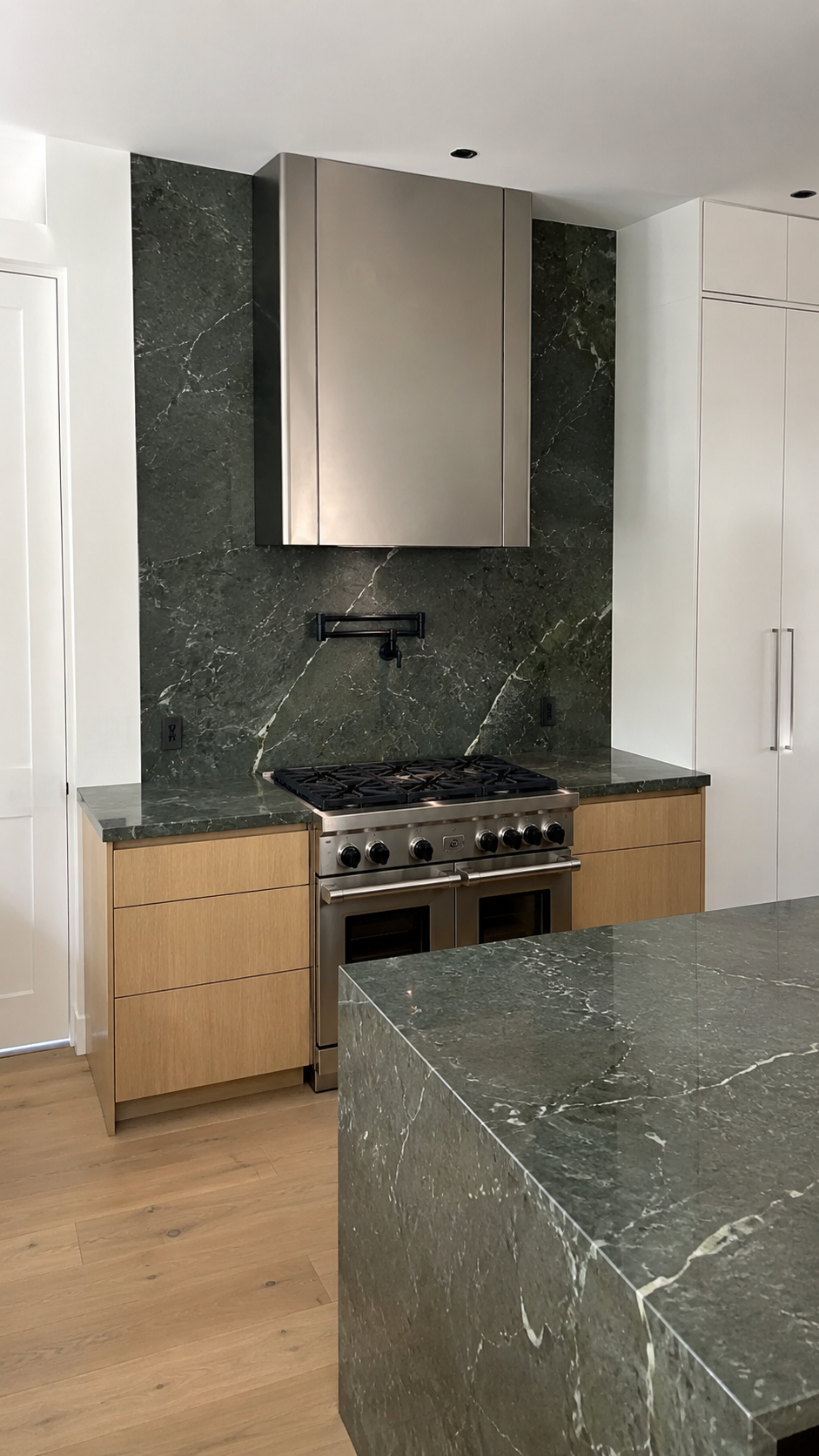 Fobest Custom Matte Stainless Steel Modern Kitchen Range Hood FSS-564