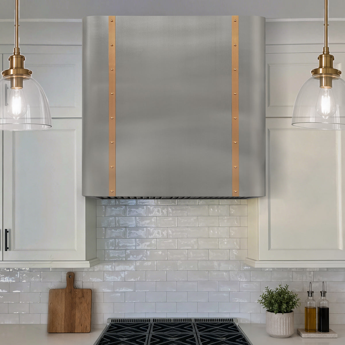 Fobest Custom Soft-Curved Stainless Steel Range Hood with Brushed Brass Details FSS-661