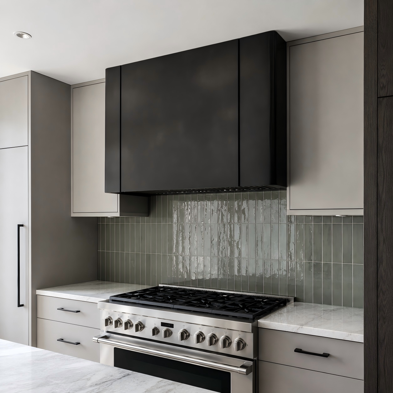 Fobest Dark Zinc Range Hood with Contemporary Design FSS-405