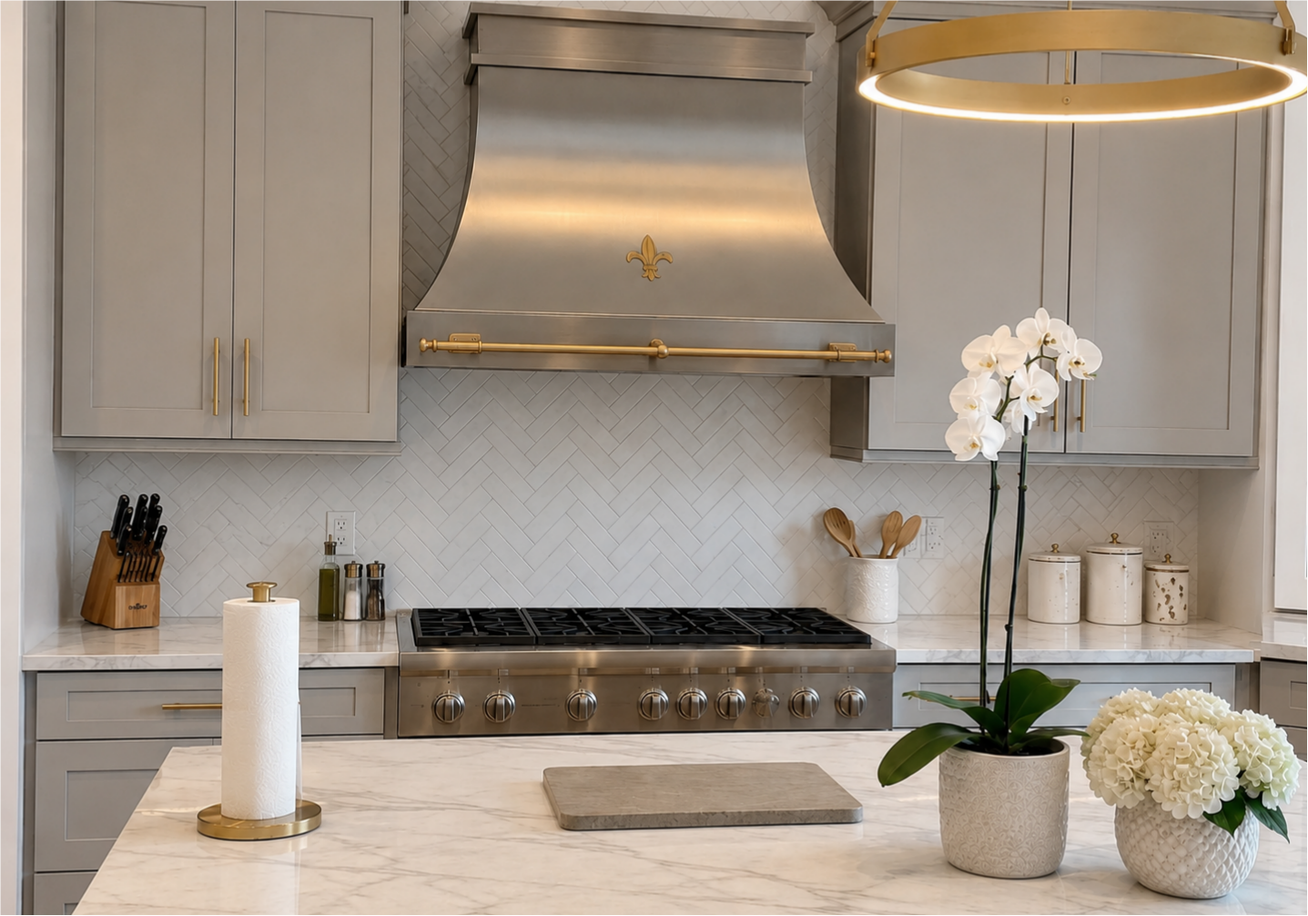 Fobest Decorative Custom Metal Hood with Fleur-de-lis FSS-417