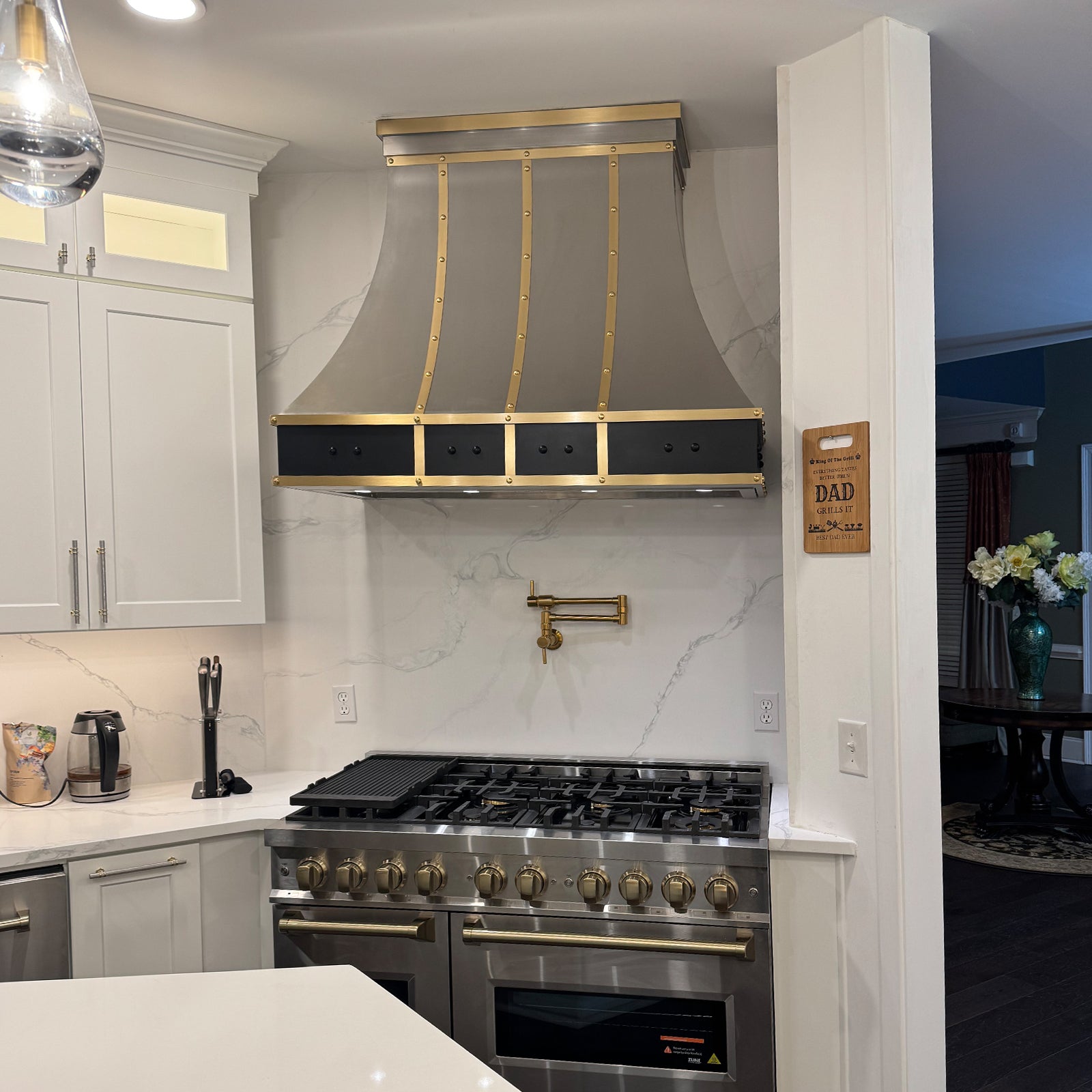 Fobest Luxury Black Range Hood with Straps FSS-124