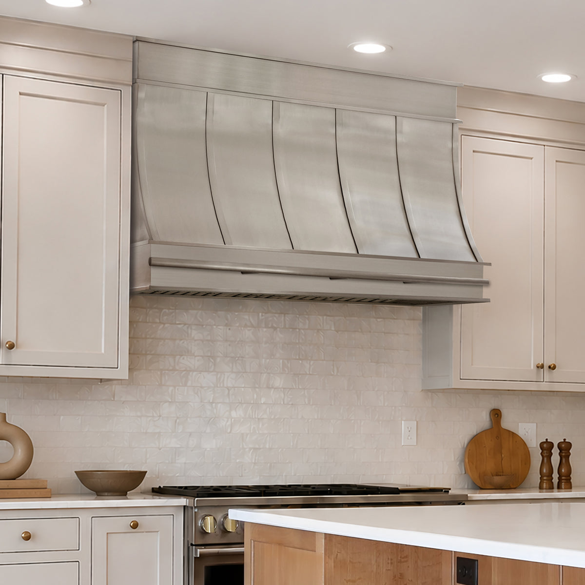 Fobest Minimalist Metal Stainless Steel Range Hood FSS-706