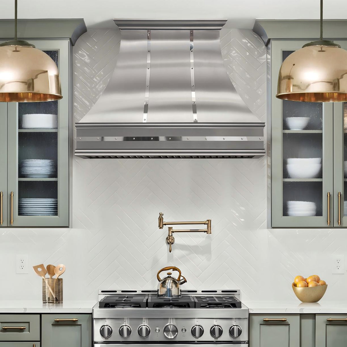 Fobest North Carolina Brushed Stainless Steel Range Hood with Linear Straps FSS-522