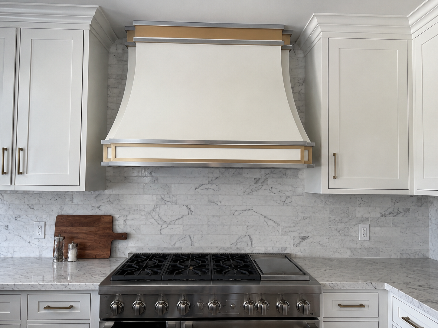 Fobest Stainless Steel White Range Hood with Gold Accents FSS-201
