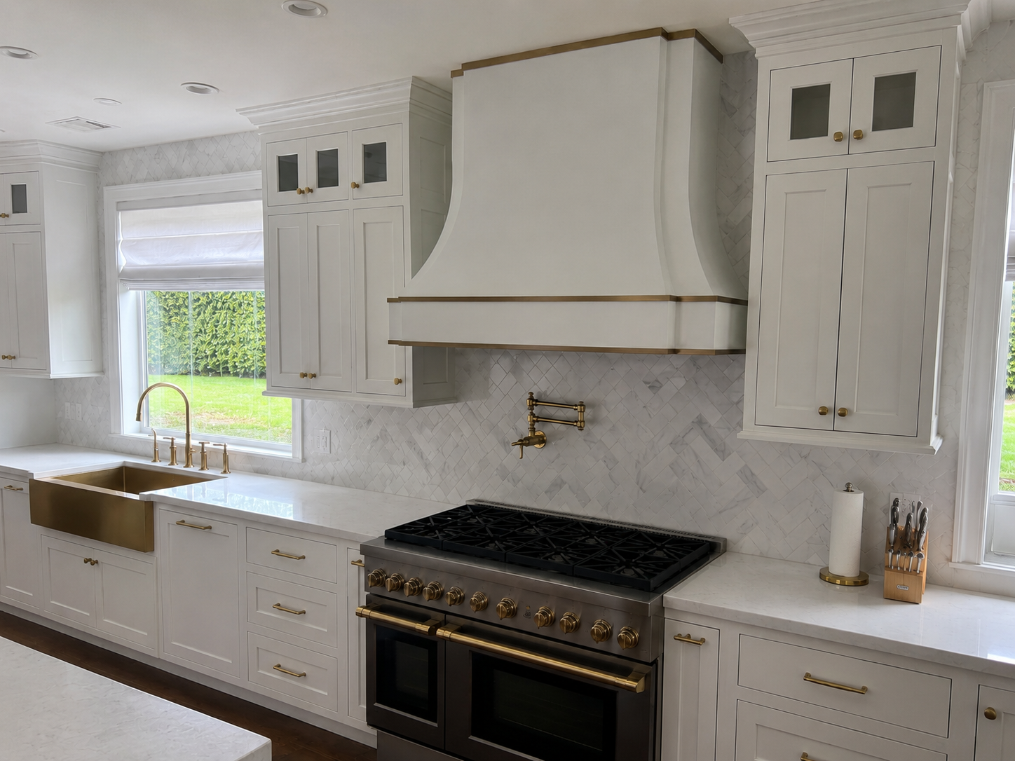 Fobest White Range Hood with Brass Trims FSS-288
